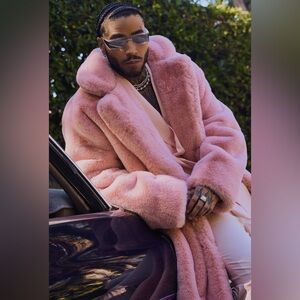 Fashion Nova Men’s Plush Pink Faux Fur Coat XL